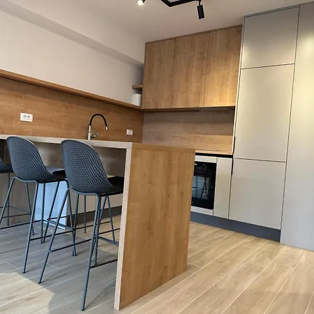 Dora With Private Parking * Zadar
