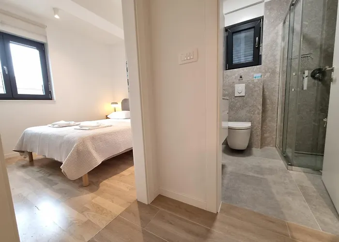 Dora With Private Parking * Zadar