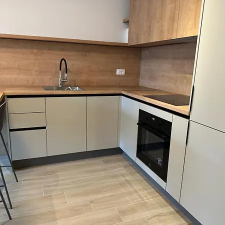 Dora With Private Parking * Zadar