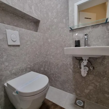 Apartamento Dora With Private Parking