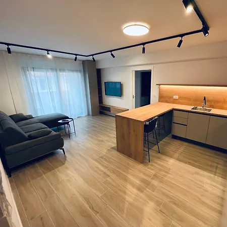 Dora With Private Parking