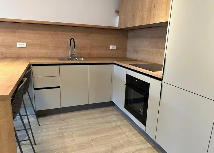 Dora With Private Parking * Задар