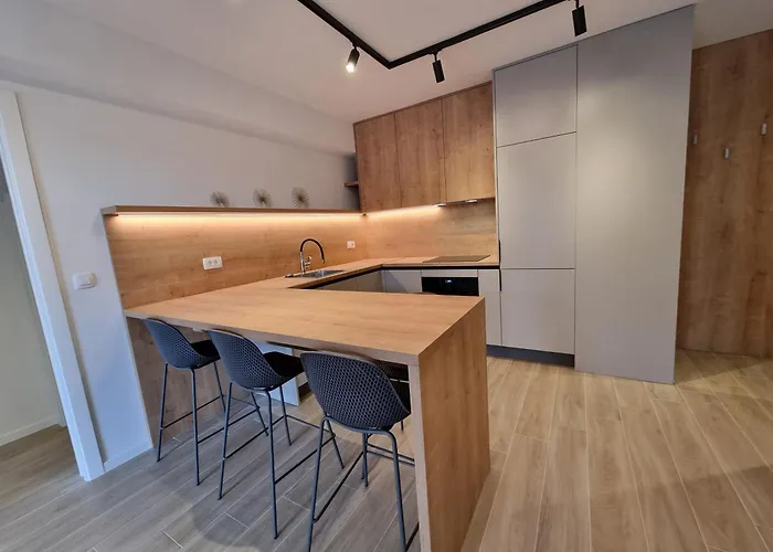 Dora With Private Parking * 자다르