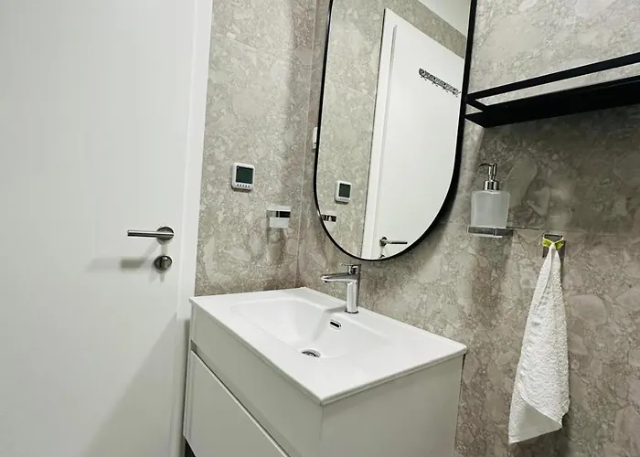 Dora With Private Parking * 자다르